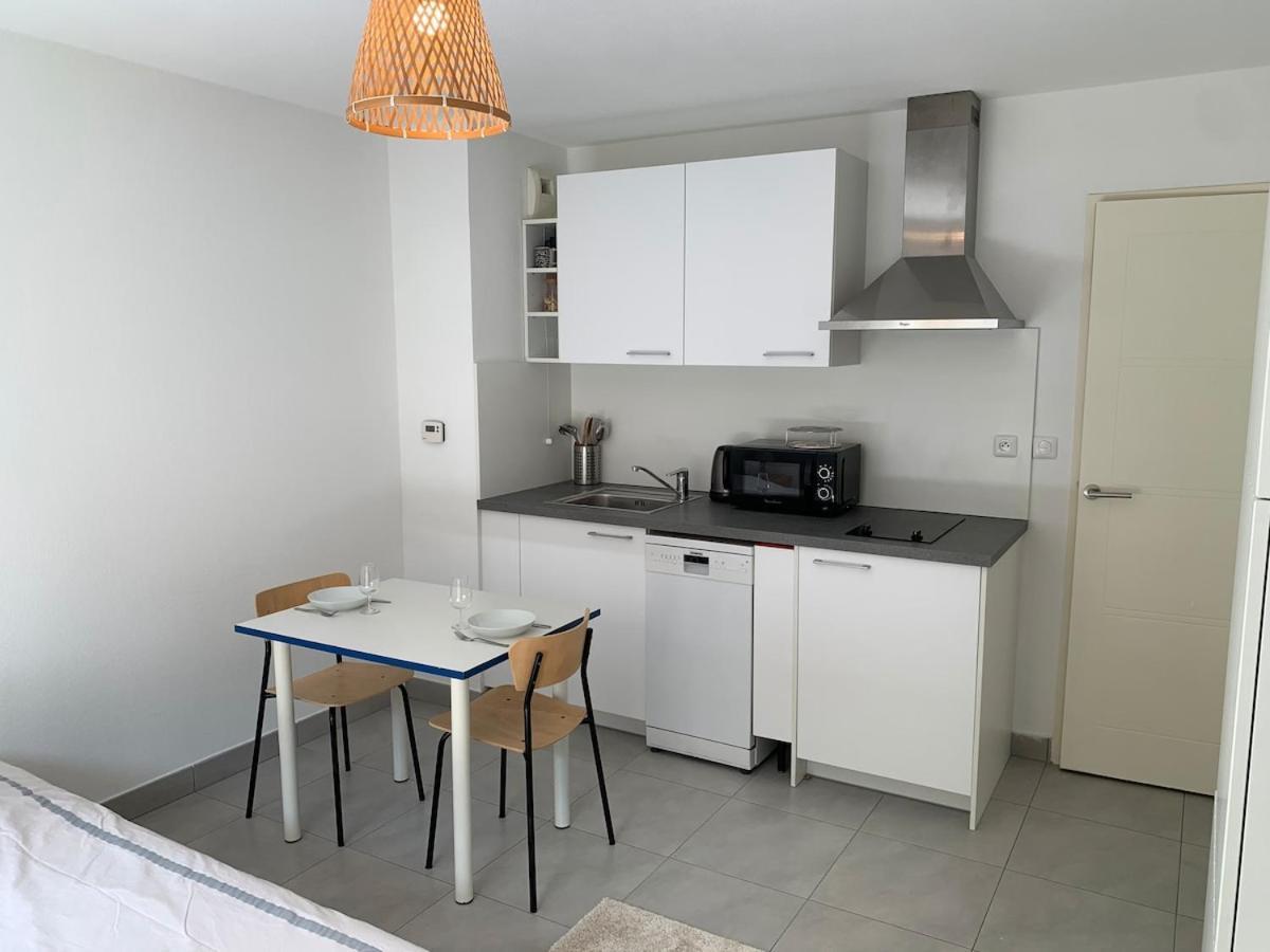 Joli Studio, Quartier Du Port Appartement Nice