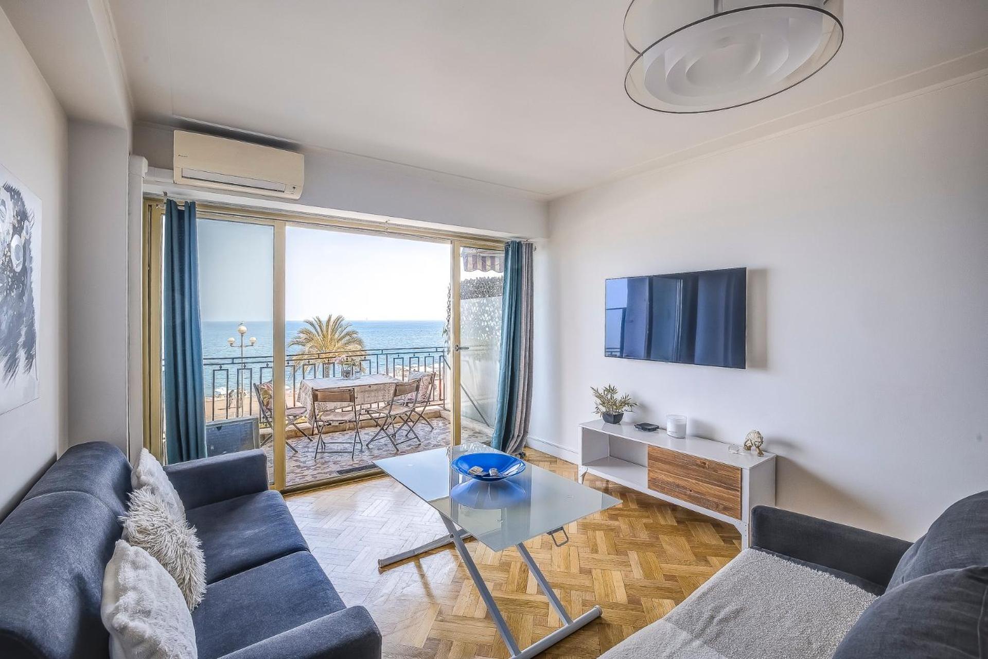 With Sea View On Promenade Apartment Nice