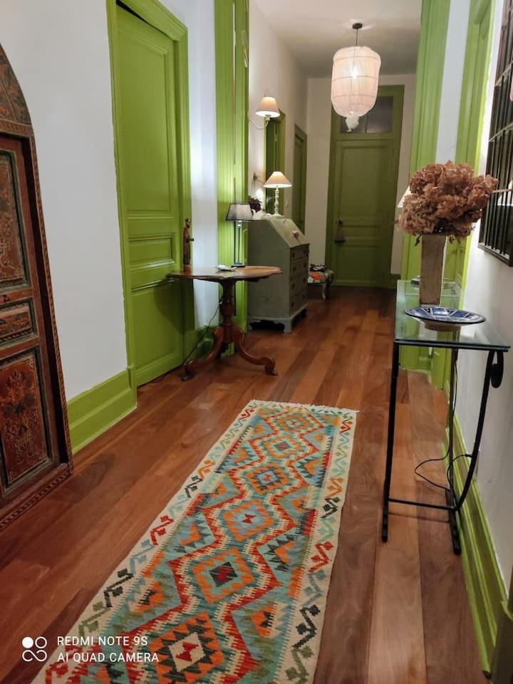 Guest Bedroom In Private Home, Quiet, Elegant, 10 Mins To Beach, 1 Triple And 1 Double Bedrooms * Nice