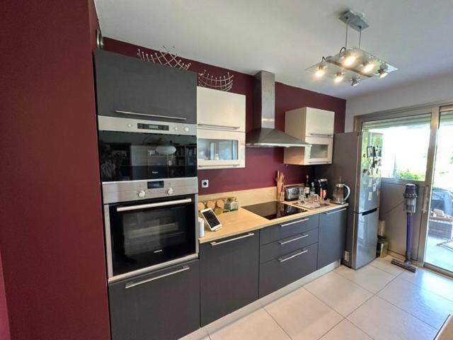 Spacieux Appartement, Jardin, Vue Mer, Calme Apartment *