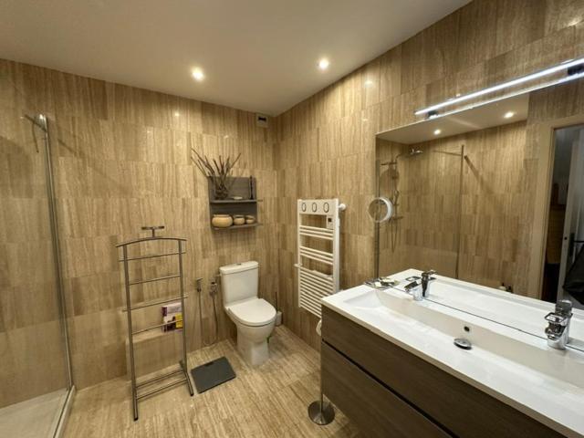 Spacieux Appartement, Jardin, Vue Mer, Calme * Nice