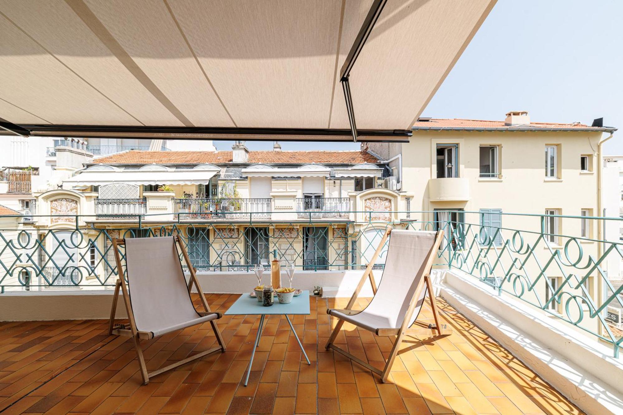 Apartment Cosy Rooftop - Happy *