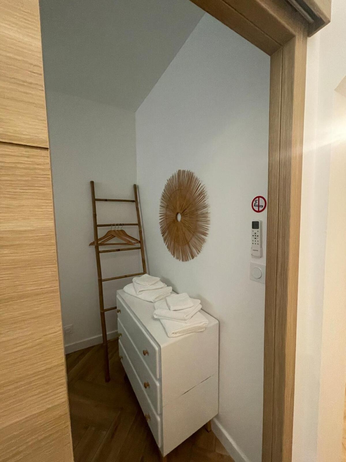 Recently Renovated In Quiet Area In Heart Of Old