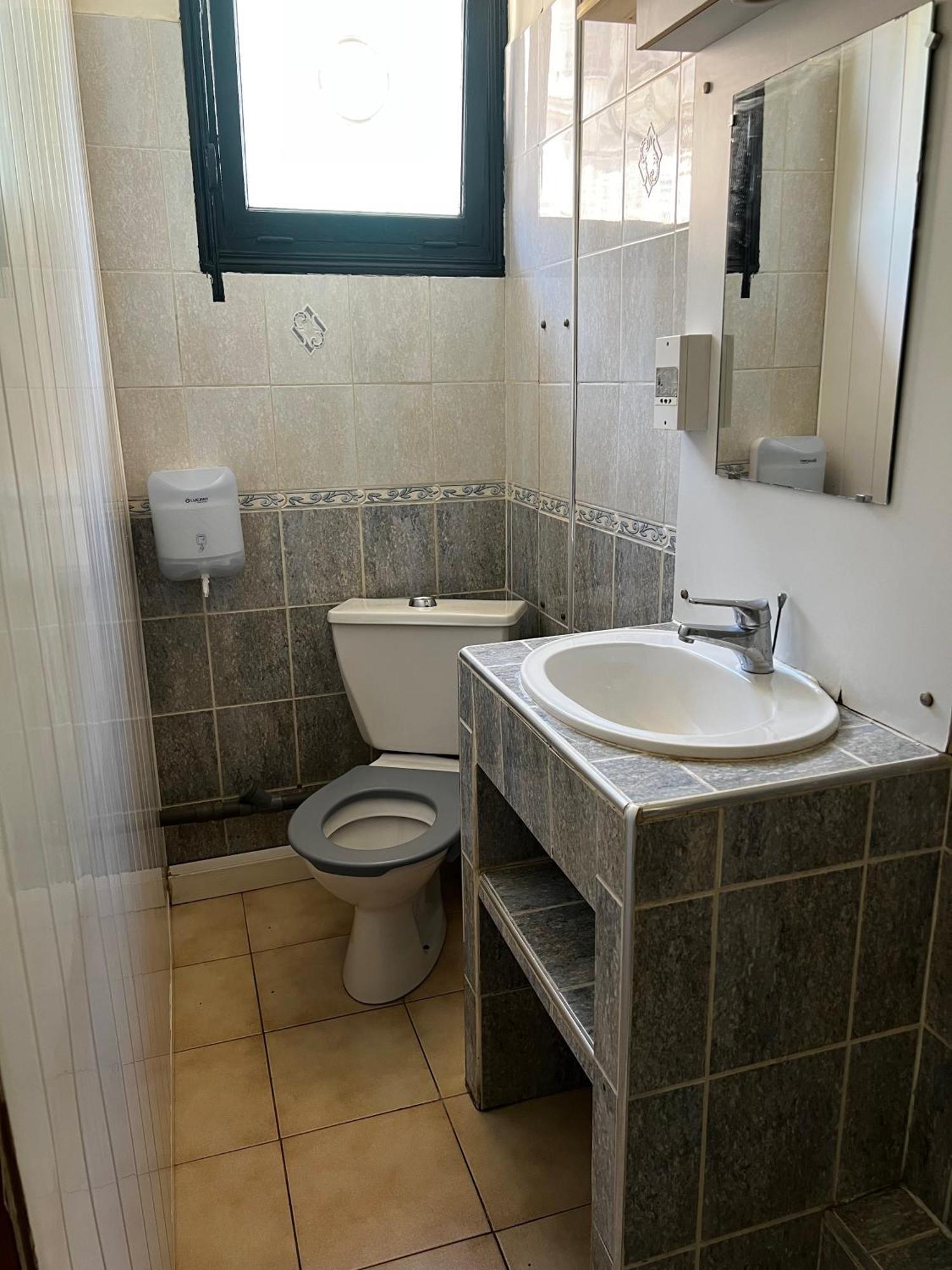 Alpazur Hostel