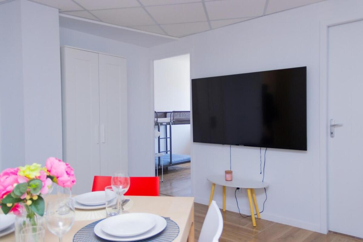 Spacieux 3 Pieces 3 Sde, Proche *