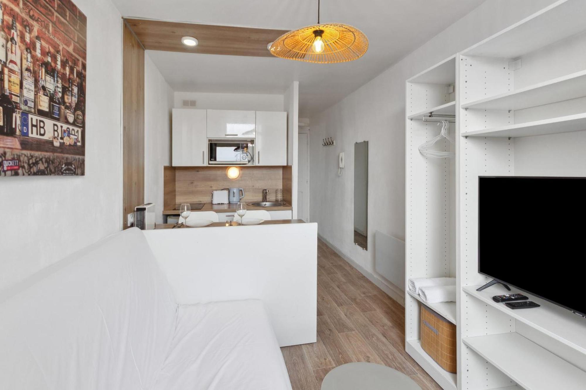 L'opera - Hypercentre - Cosy - No Elevator - Minimalist - Sea Apartment Nice