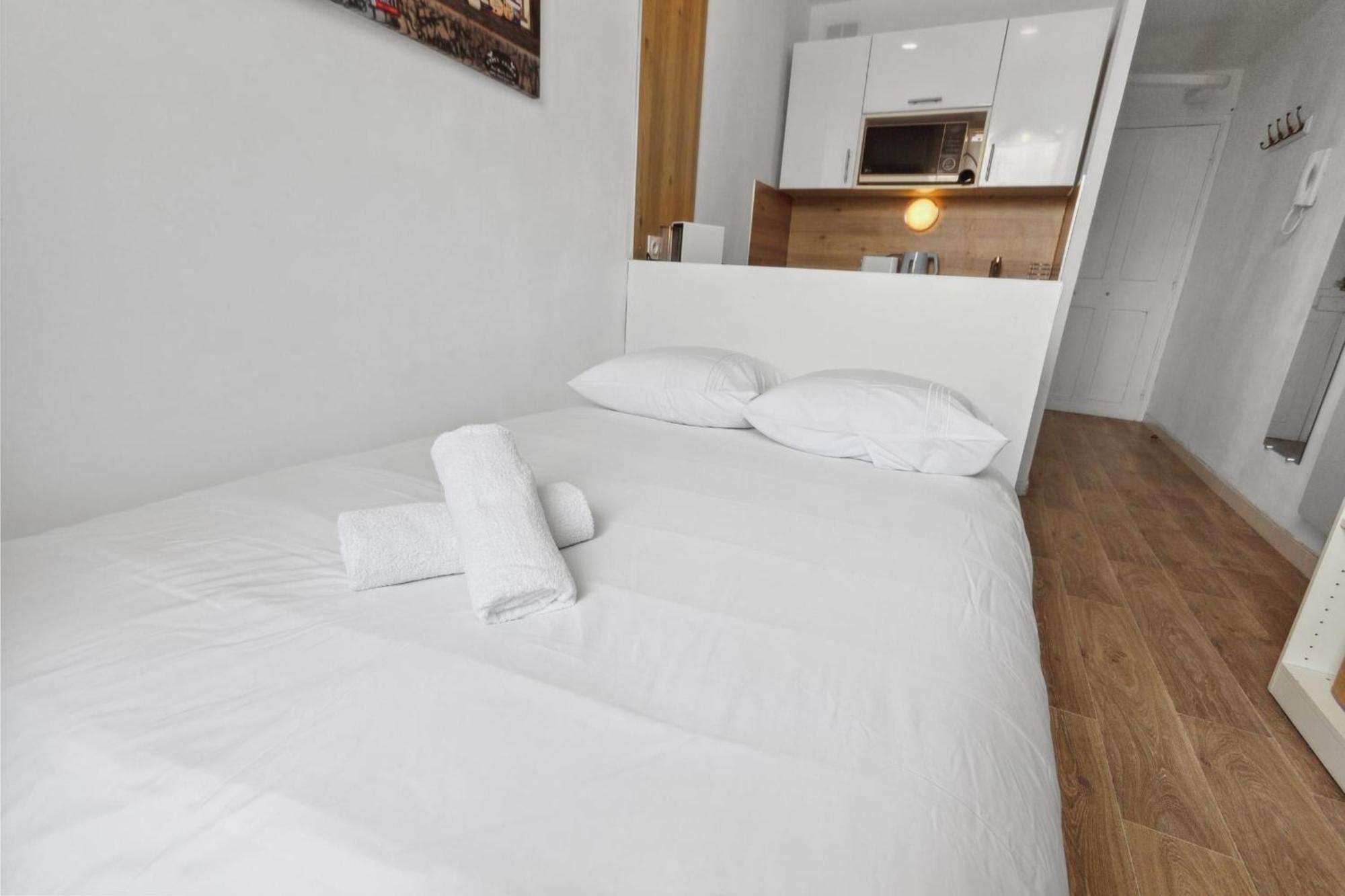 L'opera - Hypercentre - Cosy - No Elevator - Minimalist - Sea Apartment