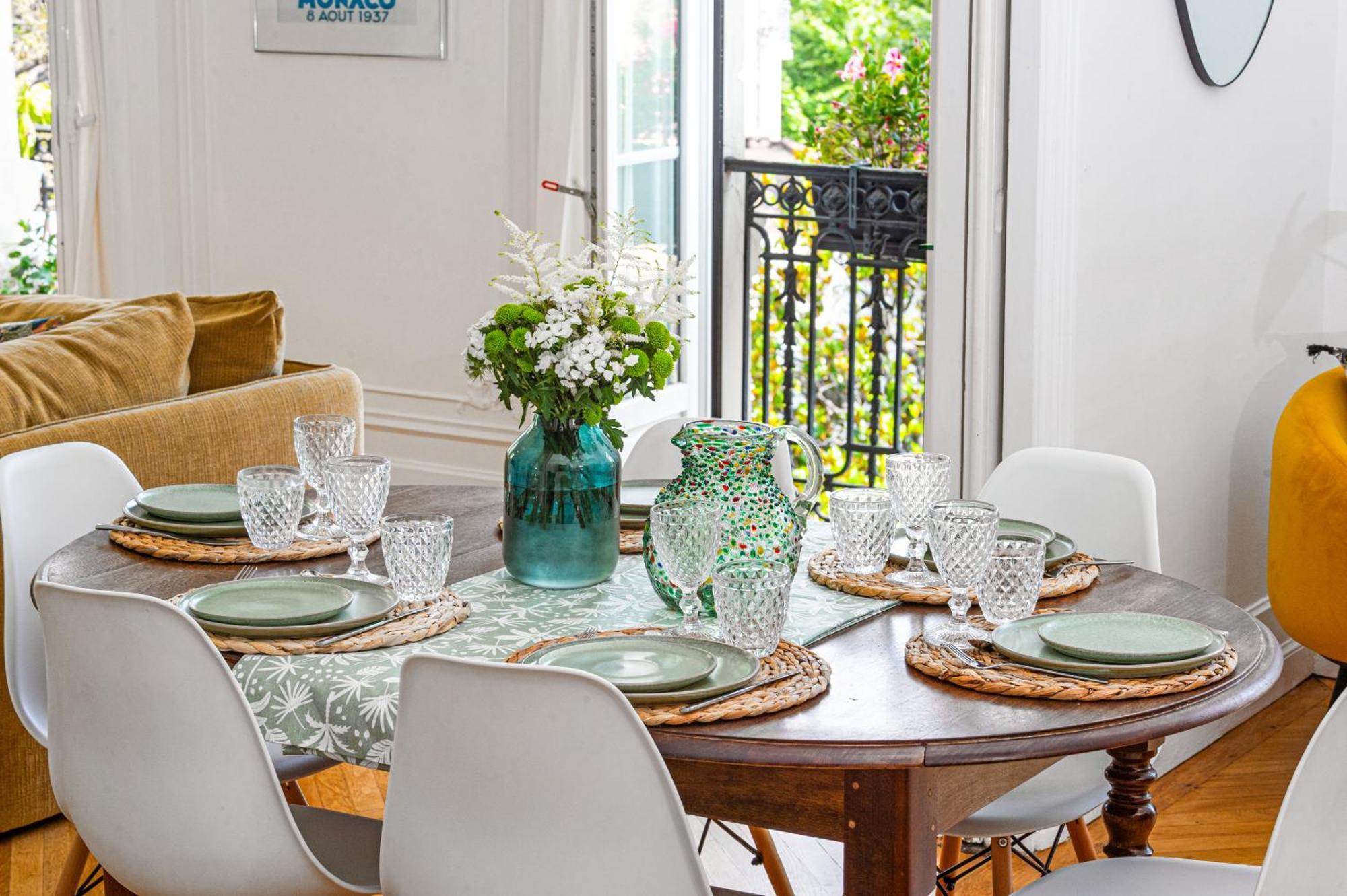 Sumptuous Art Deco - 6 People