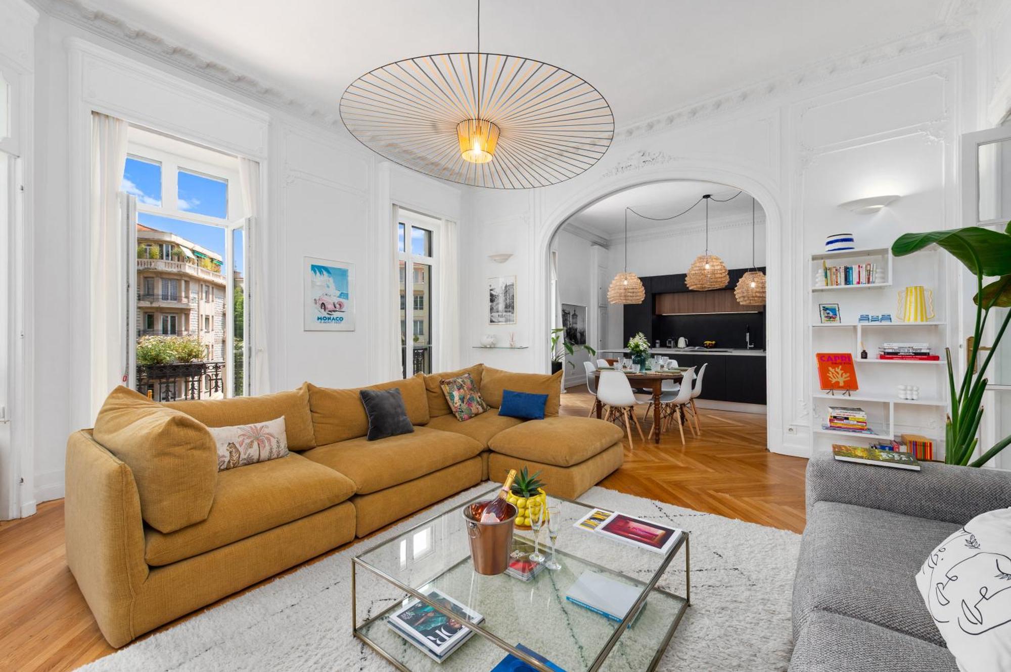 Sumptuous Art Deco - 6 People *