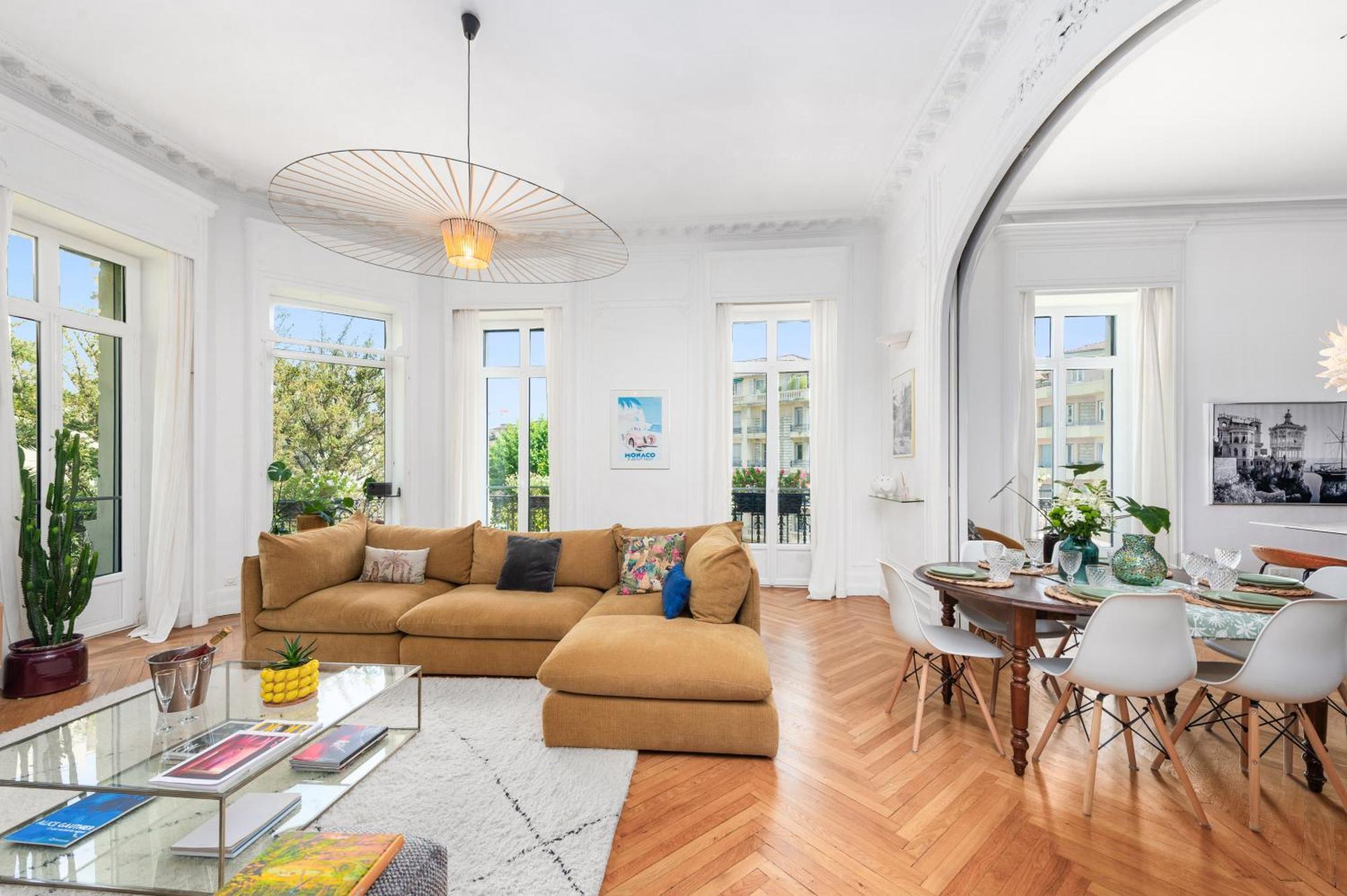 Sumptuous Art Deco - 6 People Nice