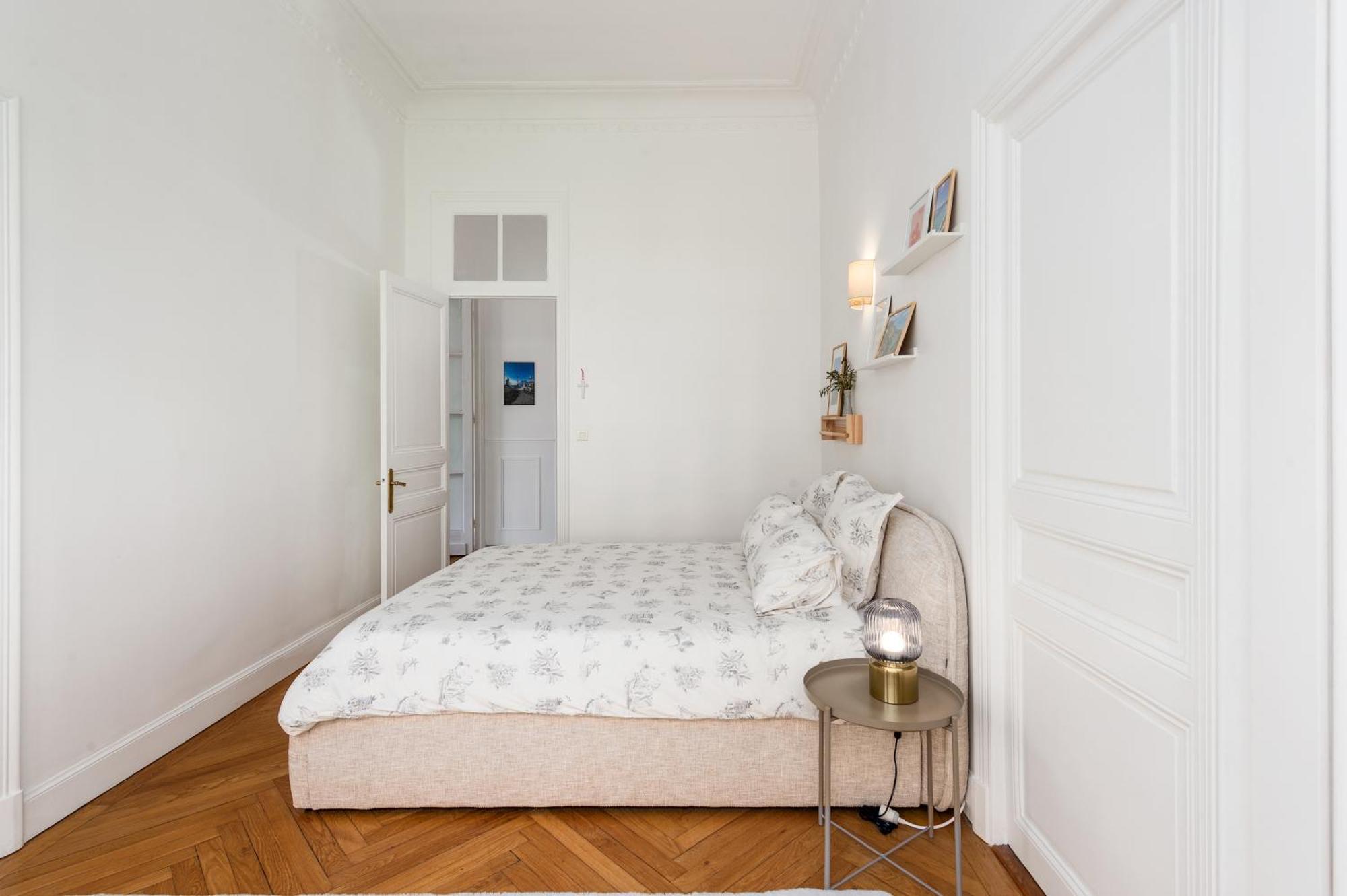 Sumptuous Art Deco - 6 People *