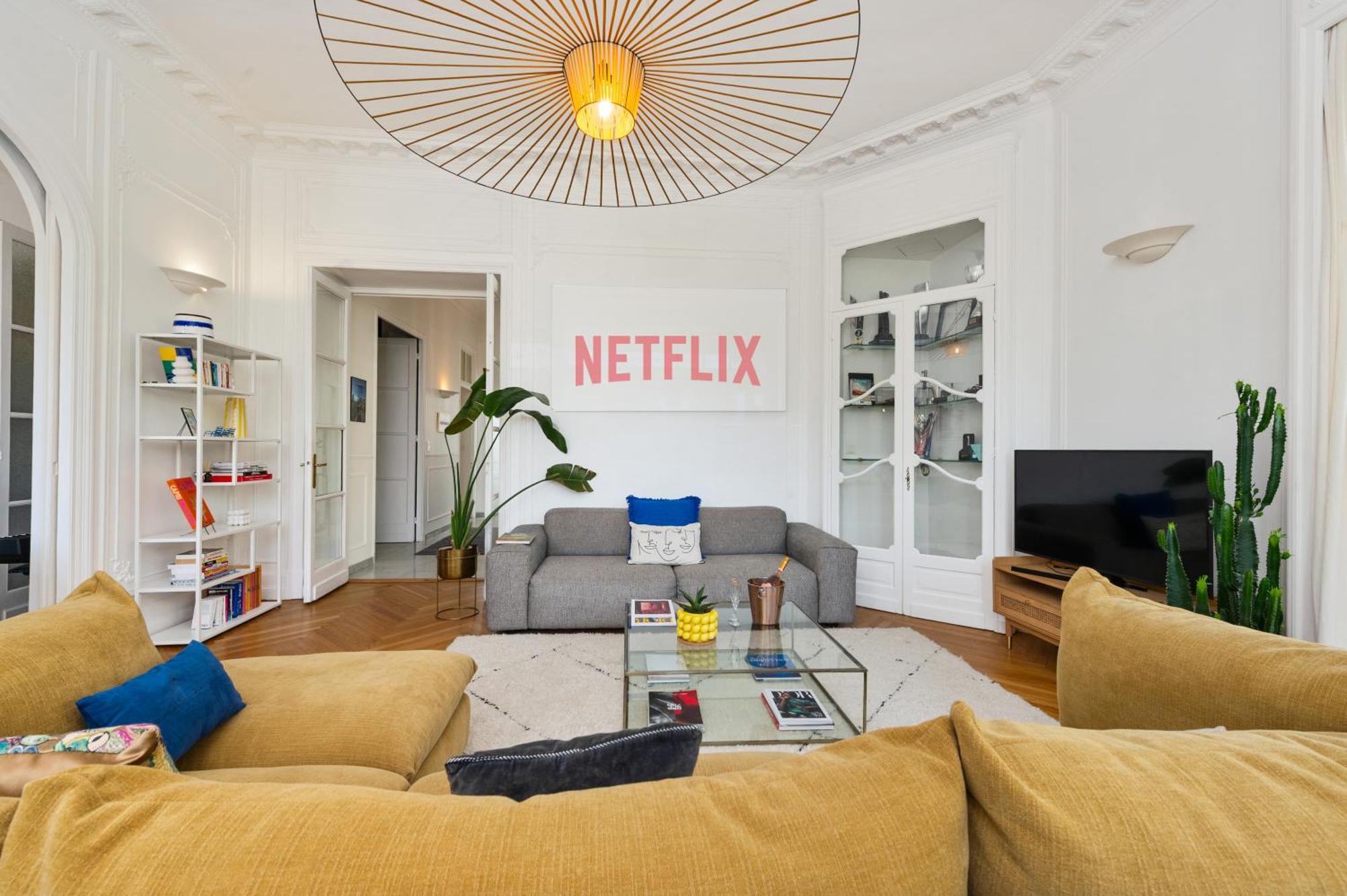 Sumptuous Art Deco - 6 People