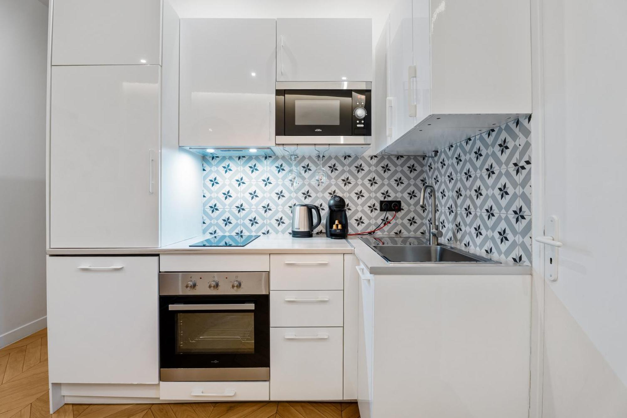 Renting - Verdun - Designer Cocoon Massena Calm Air Conditioning