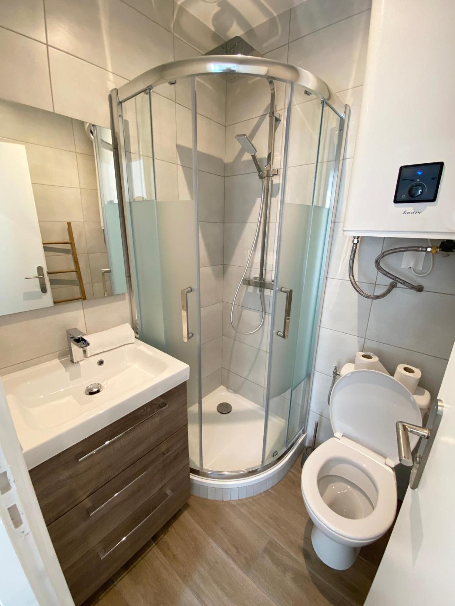 Apartment Calme Et Avec Clim *