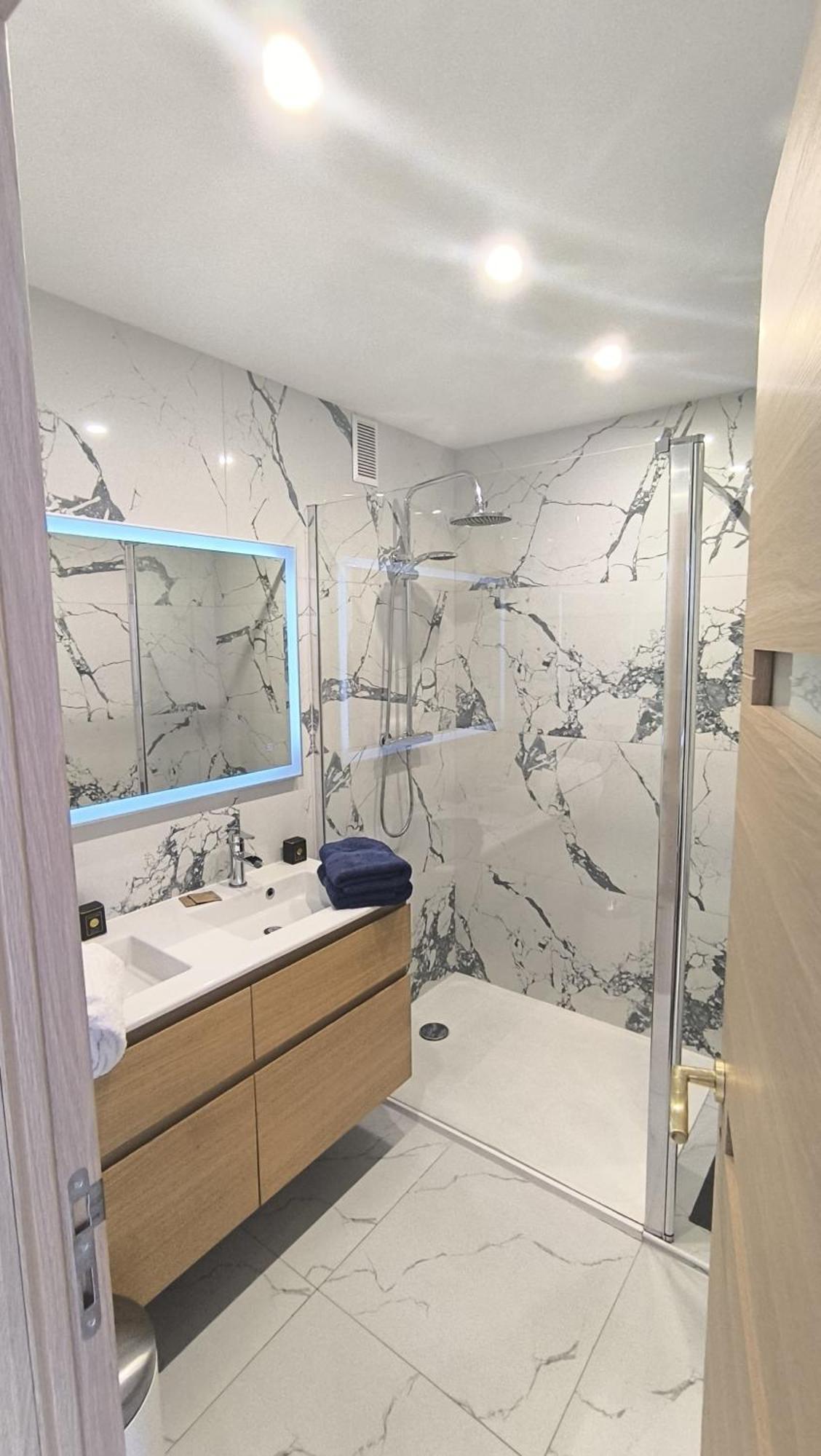 Appartement Royal Lux Spacious Seaside Pool Nice