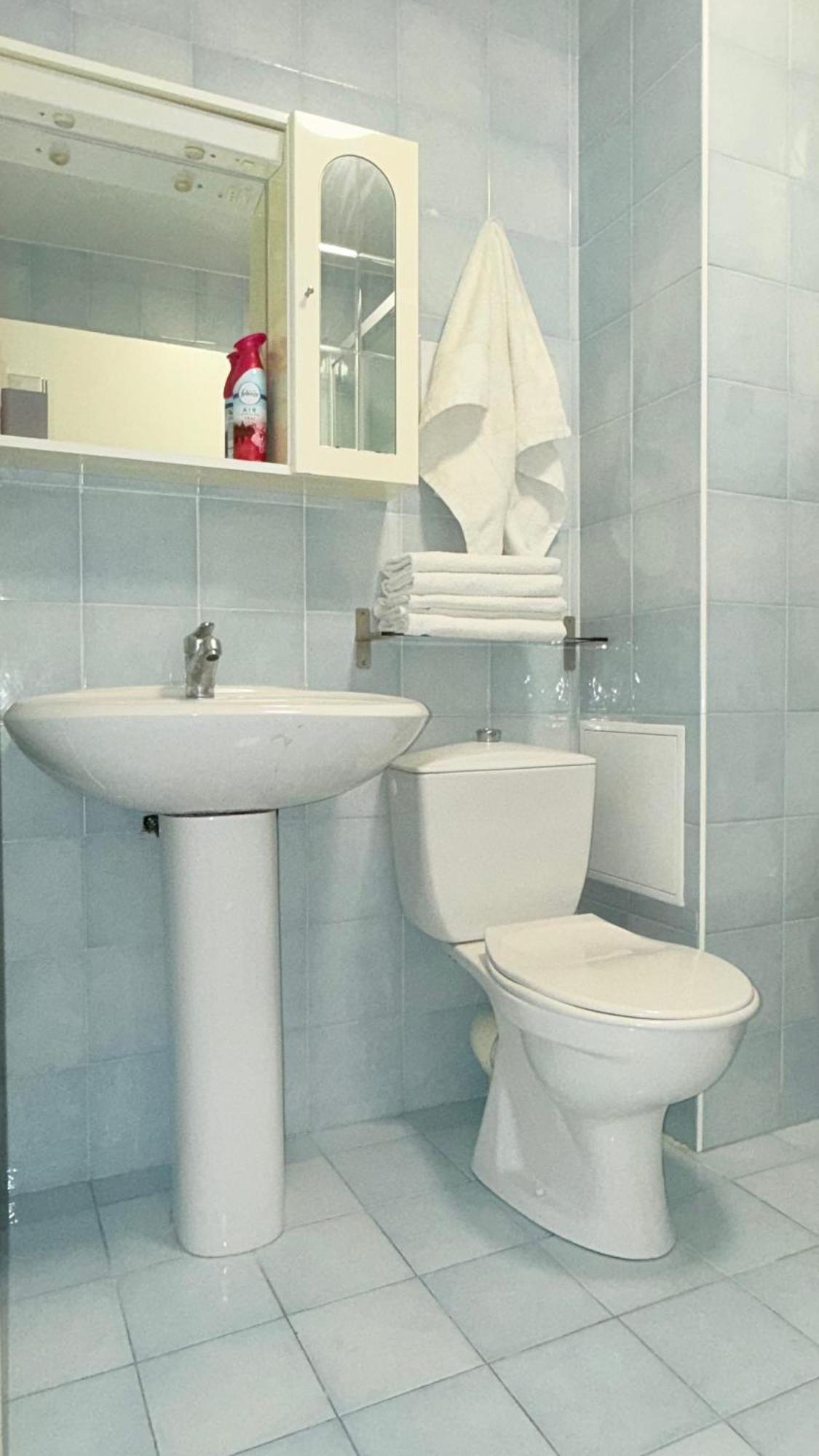 Apartment Place Close To The Ac Air , Wi Fi, Parking