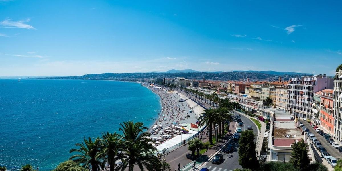 Night At La Nicoise - 6 Per