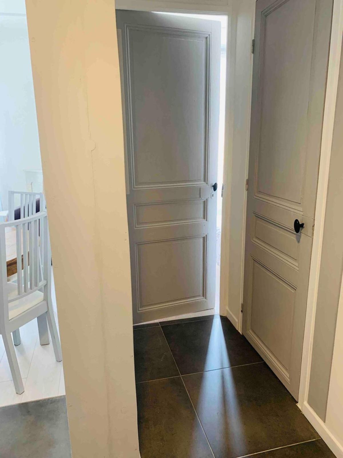 Night At La Nicoise - 6 Per