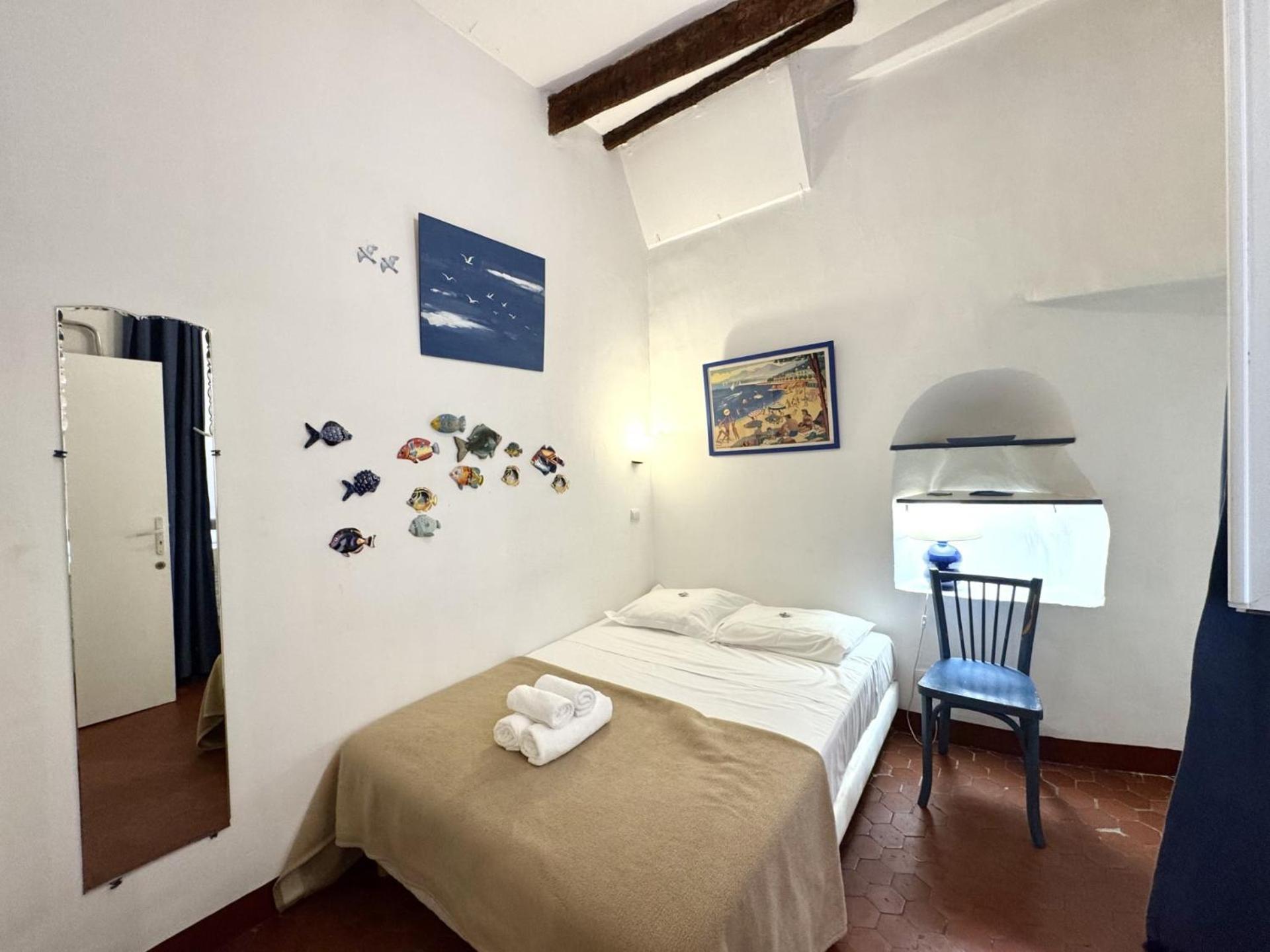 Apartment Riviera: Old Town Getaway, Steps From 3*