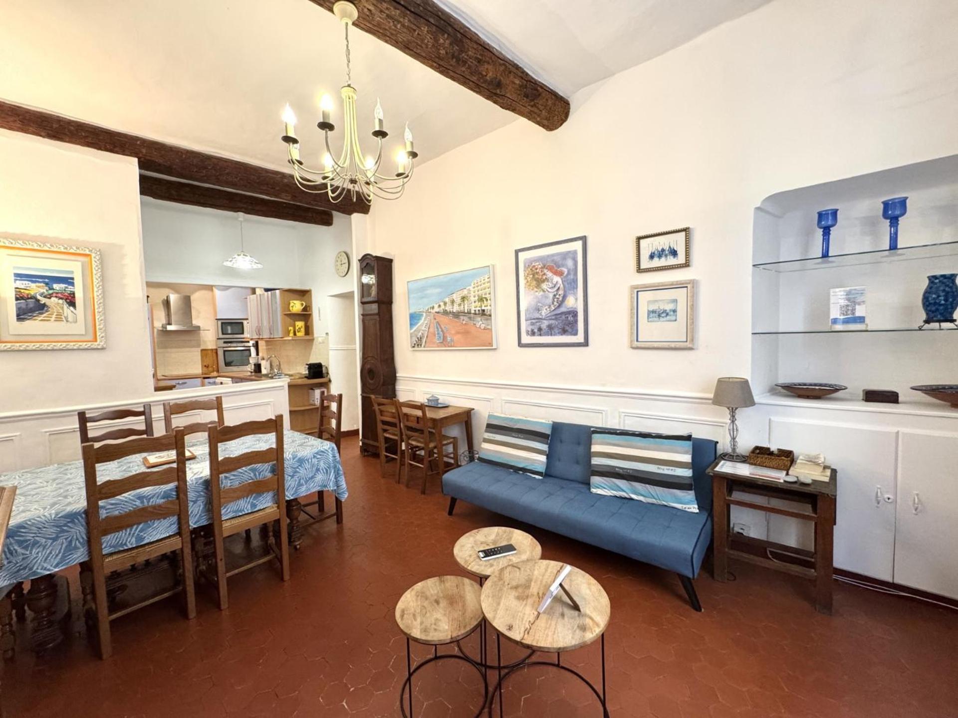 Riviera: Old Town Getaway, Steps From 3* Nice