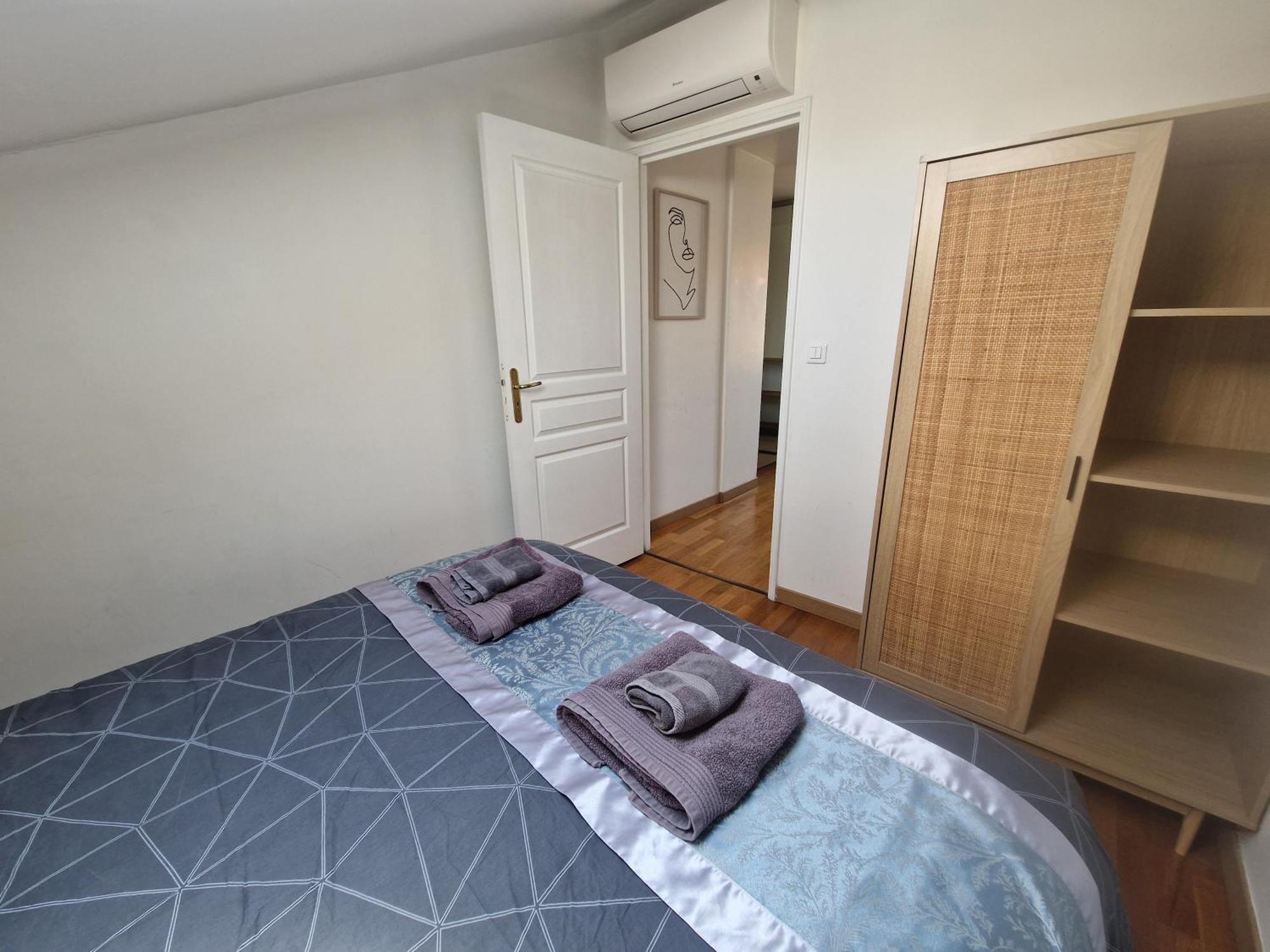 Le Michelangelo - Place Massena *