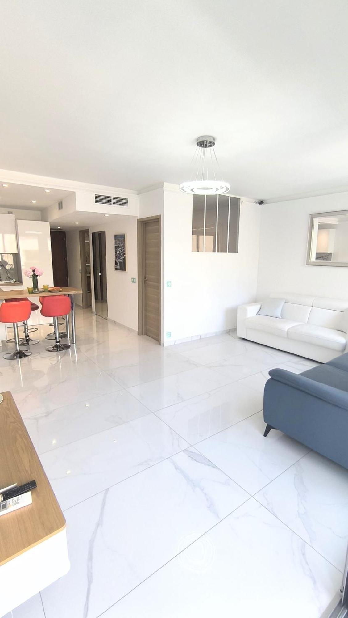 Royal Lux Spacious Seaside Pool Appartement Nice