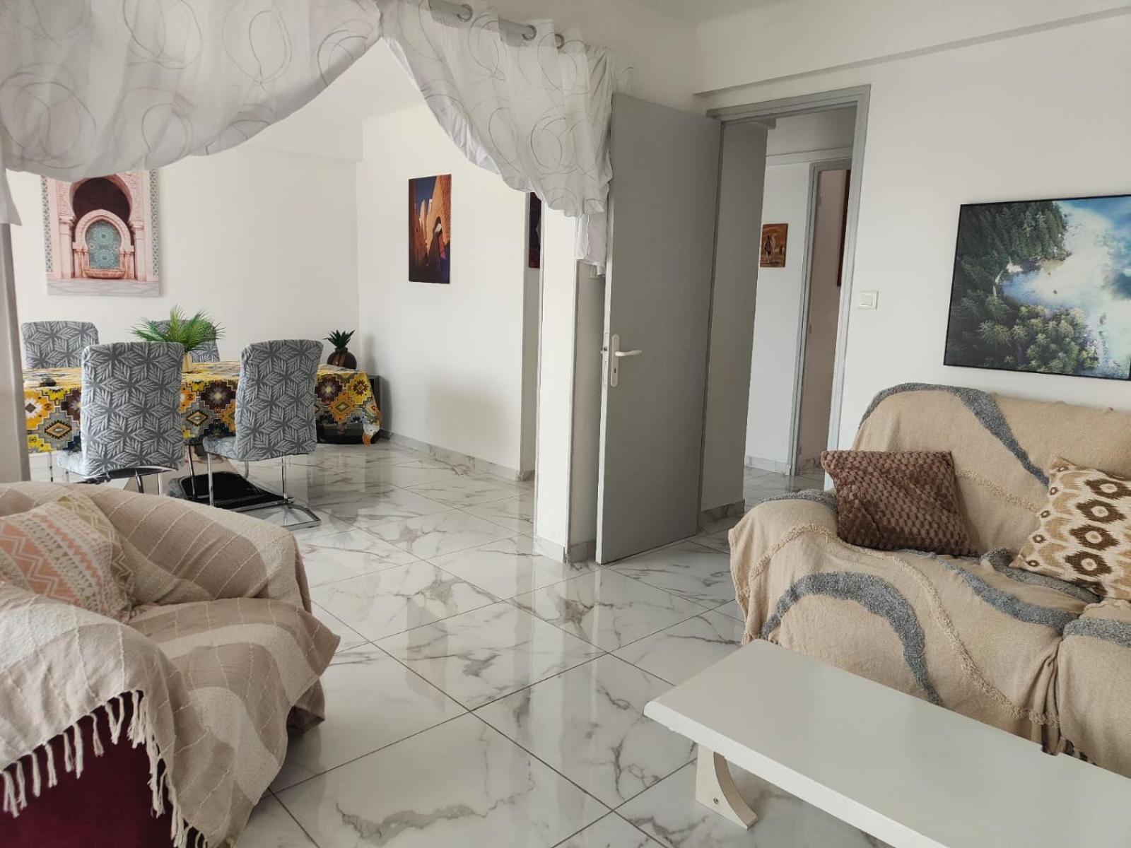 Spacieux 3 Et Balcon Apartment