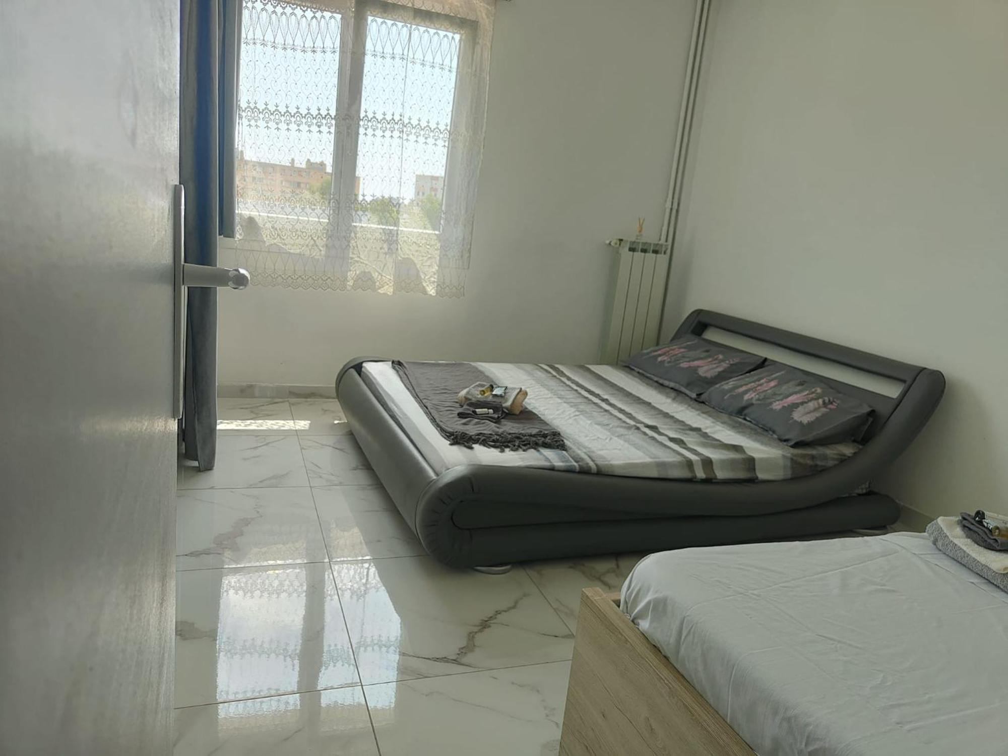 Spacieux 3 Et Balcon Apartment *