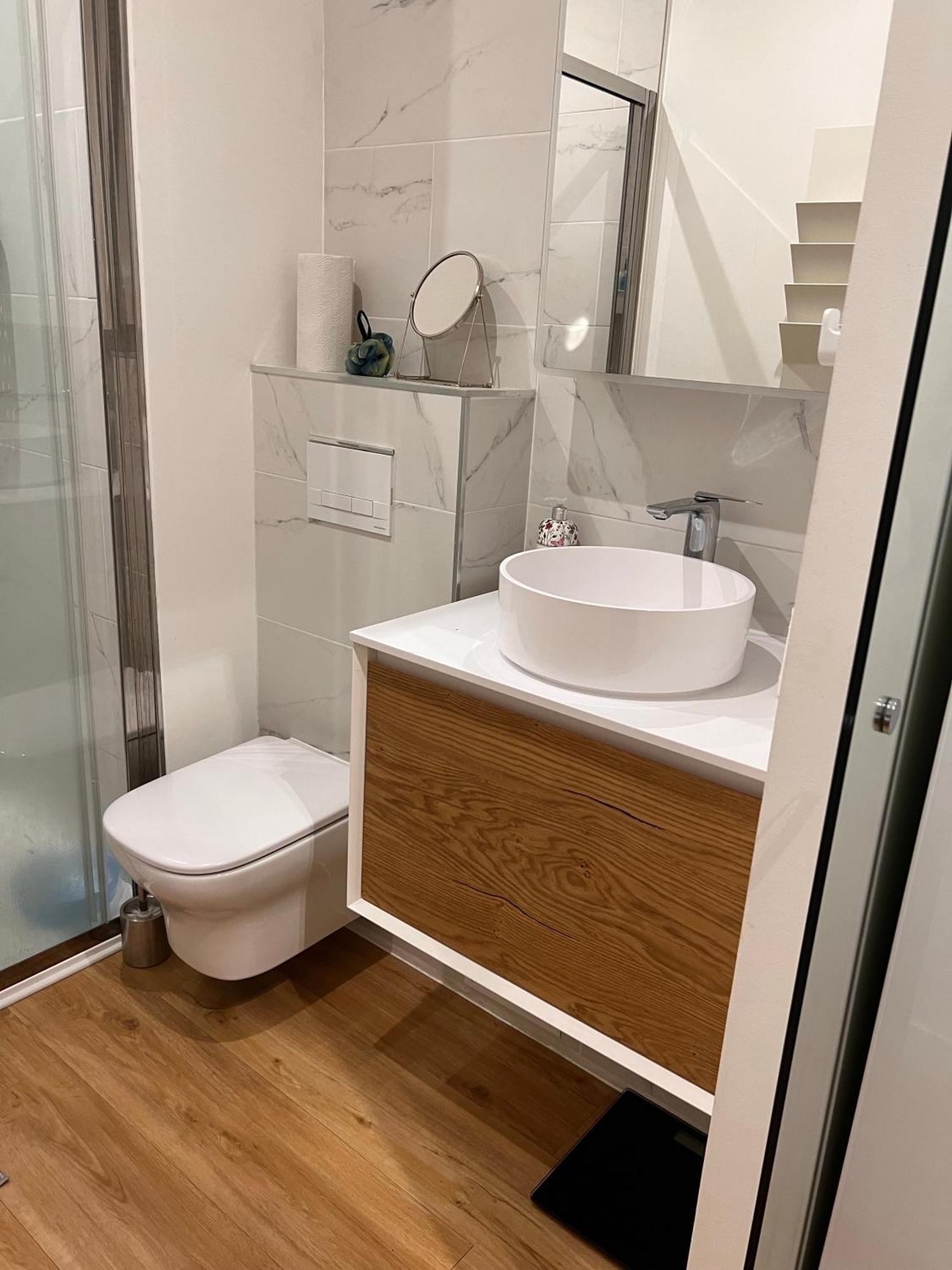 Simply The Best! Need! Apartment