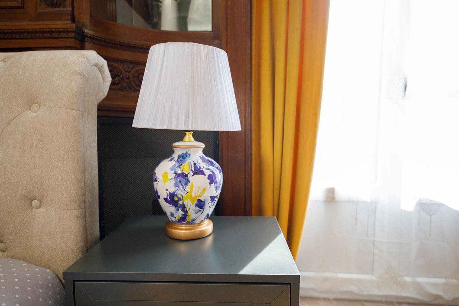 Monique-parking Free Apartment