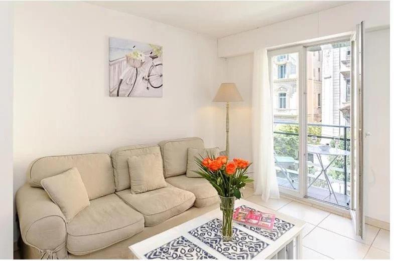 Apartment 2 Pieces Centre Ville-balcon Nice