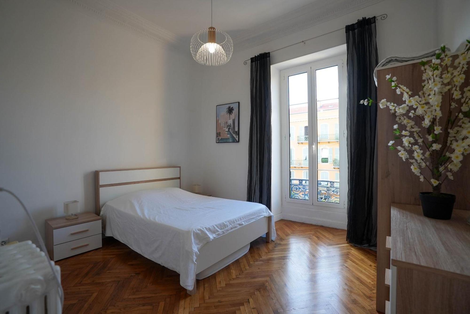 Apartment Coeur De - Et Centre Nice