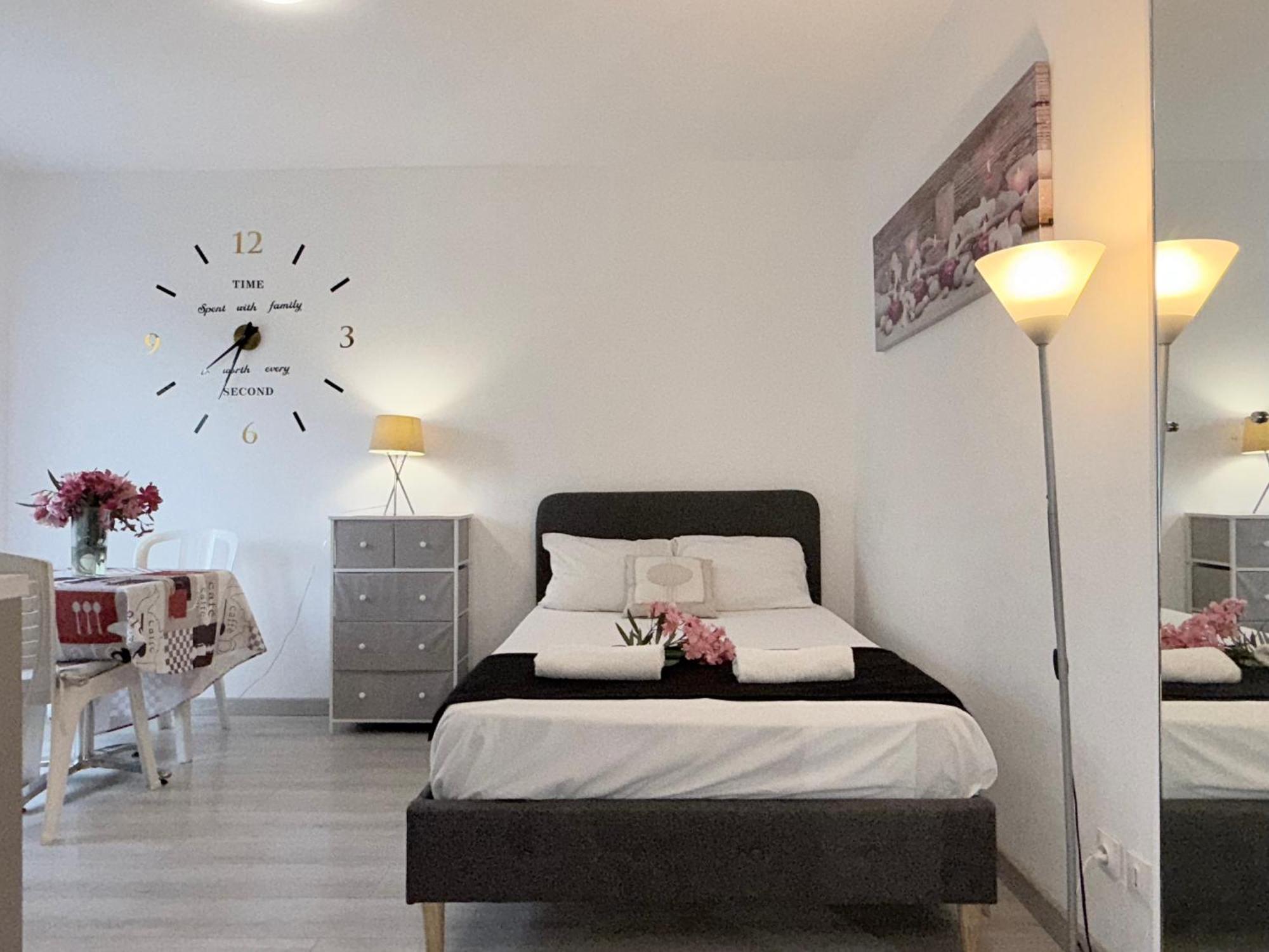 Seaside Place,1 Min To The Beach, Wi Fi, Parking