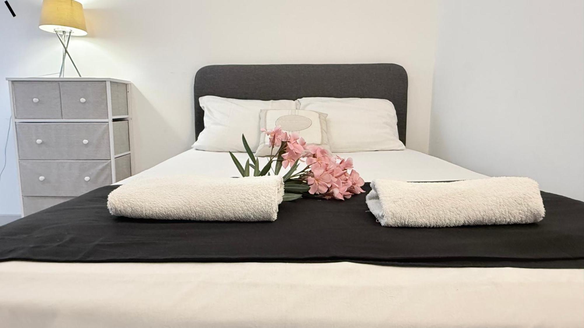 Seaside Place,1 Min To The Beach, Wi Fi, Parking Nice