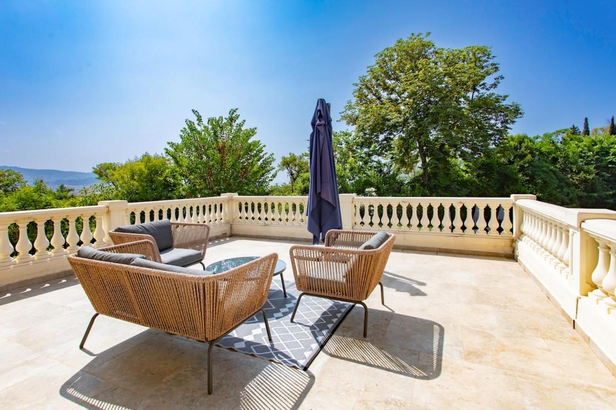 S2 House For 12p Swimming Pool Ac Bbq 10mins From Sea * Nice