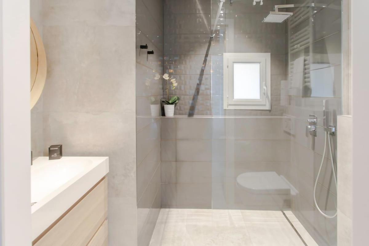 S2 House For 12p Swimming Pool Ac Bbq 10mins From Sea Villa *