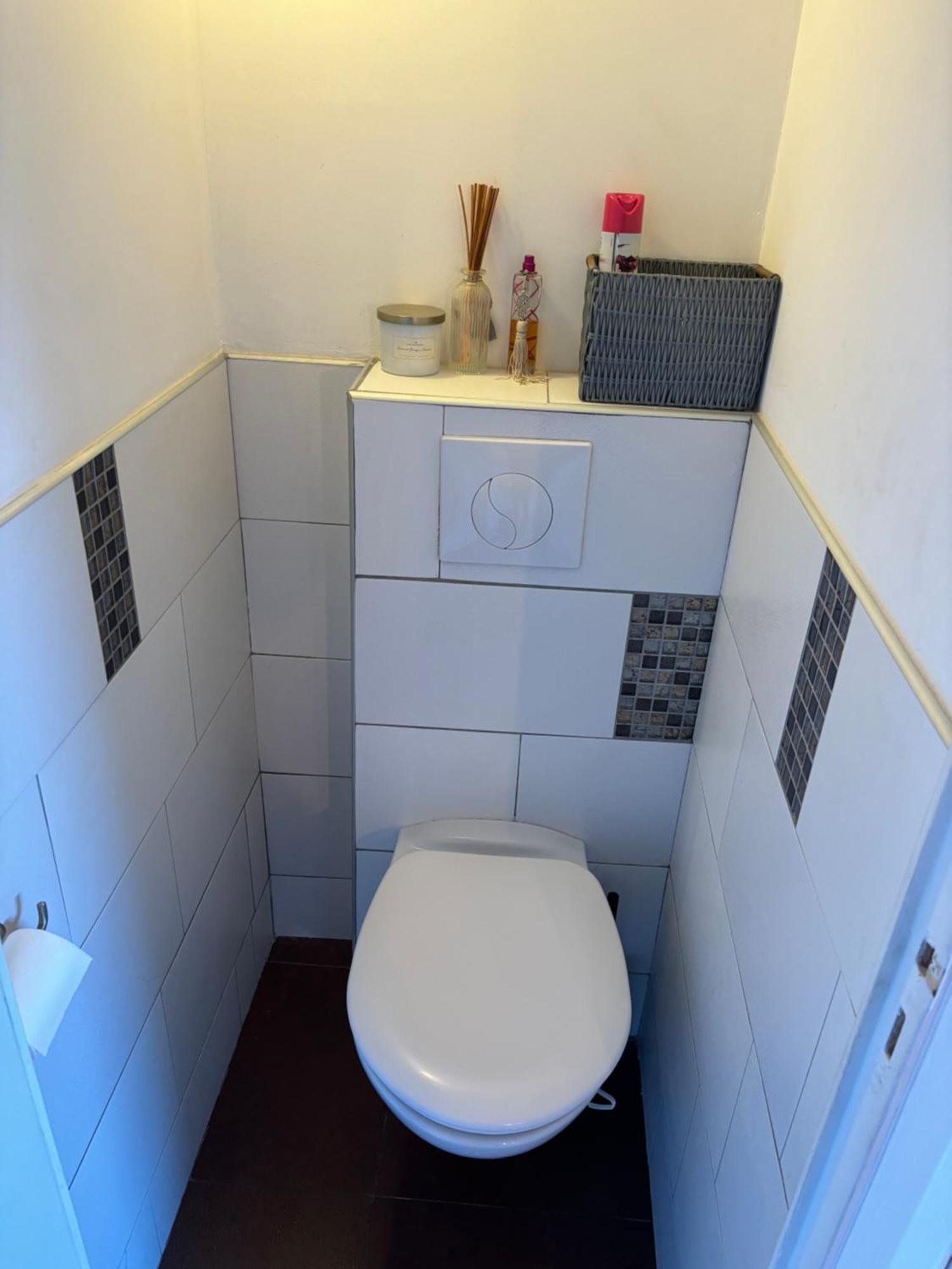 Cosy Rooftop Centre Apartment