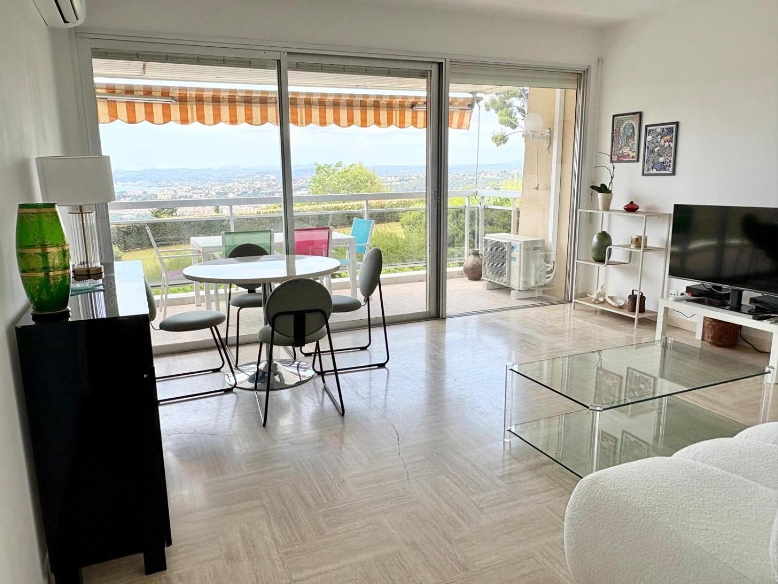 Quiet Flat With View And Swimming Pool Apartment *