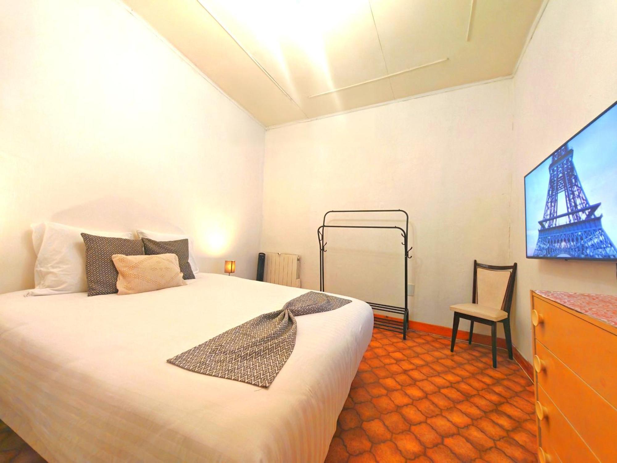 Apartment Vieux Charm - 3 Bedroom Escape - Seaside *