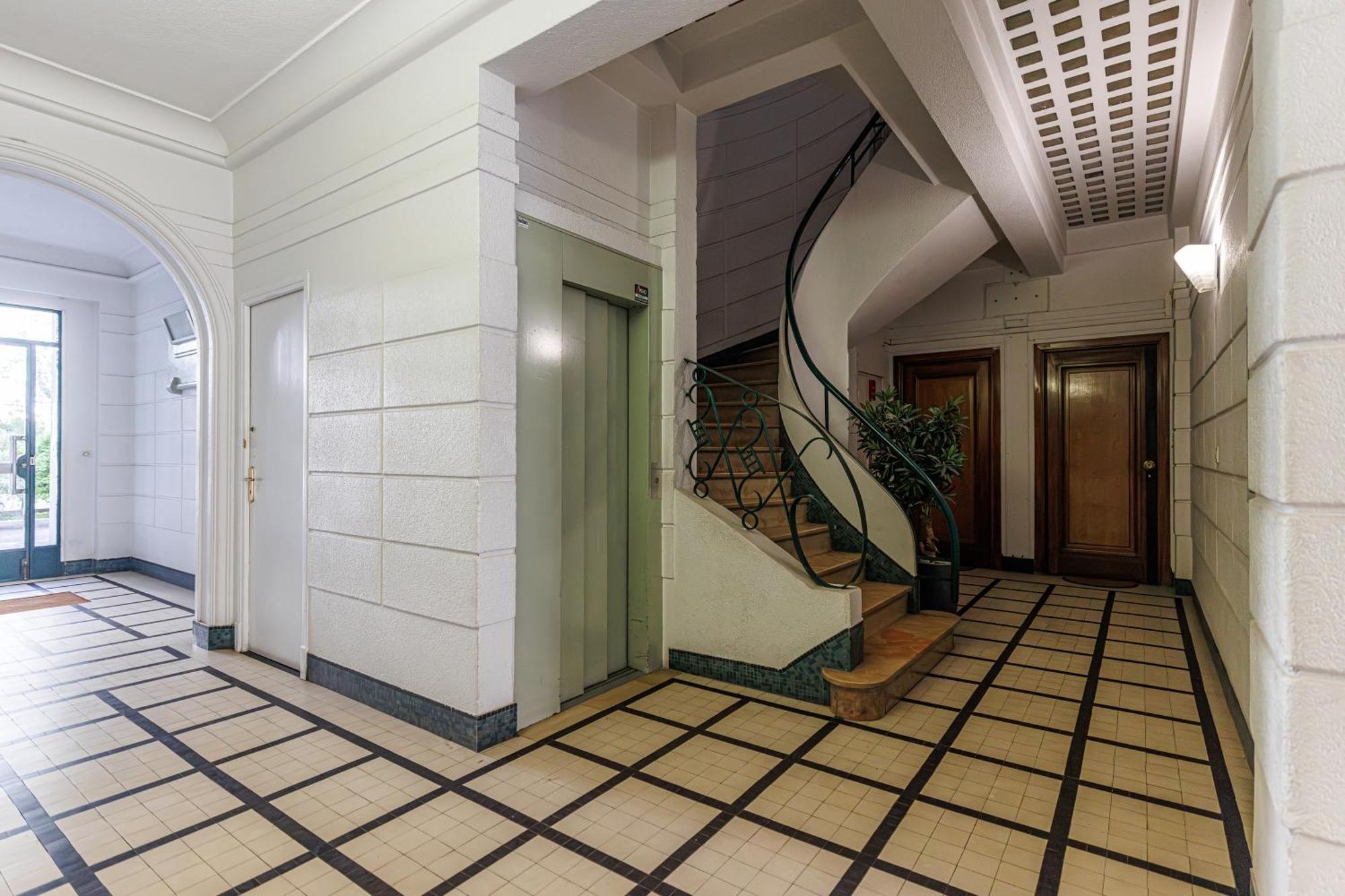 Apartment Capitol Close To The - Happy *