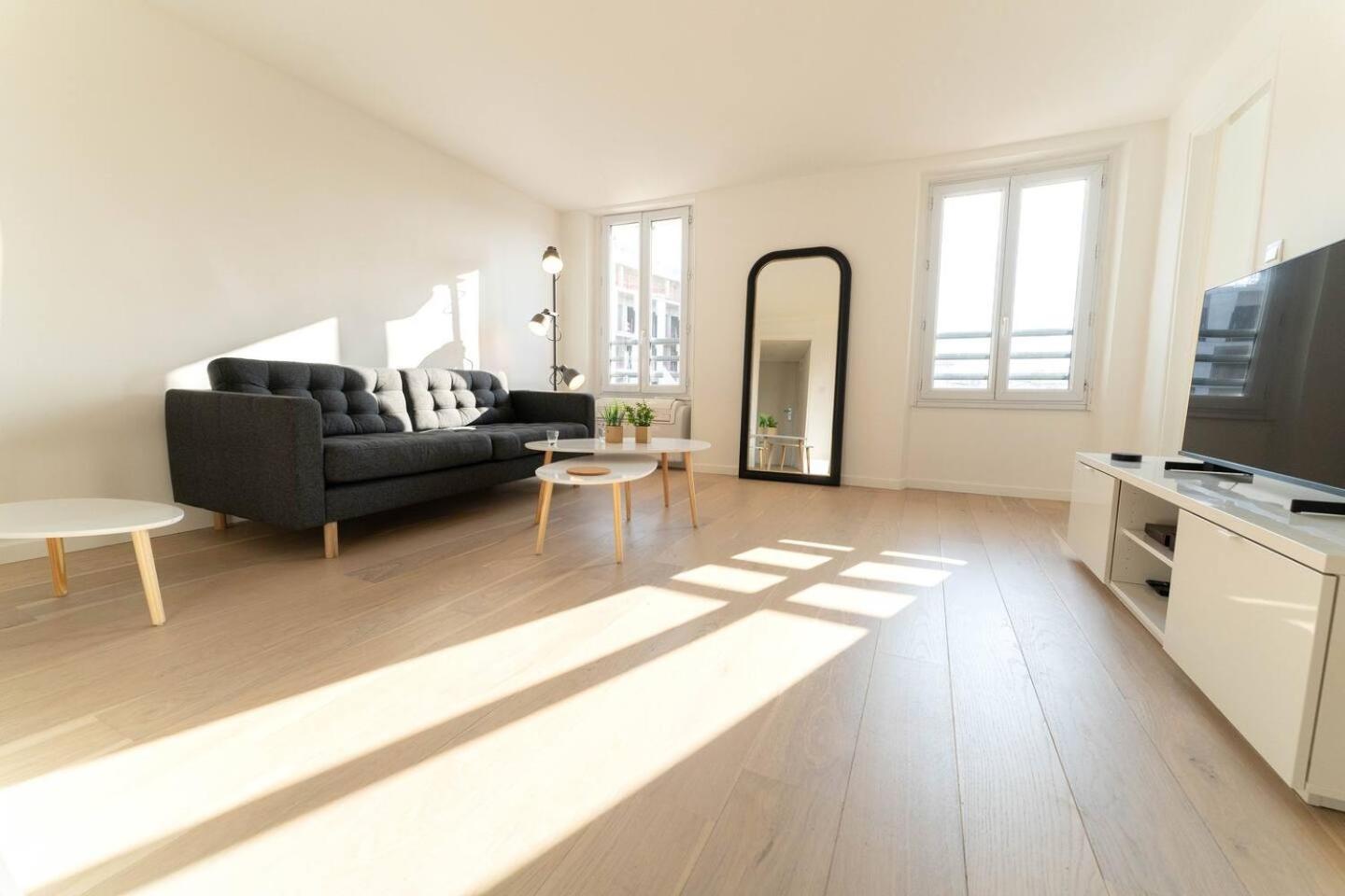 Apartment Fc Beau Et Spacieux 2p En Plein Coeur De *