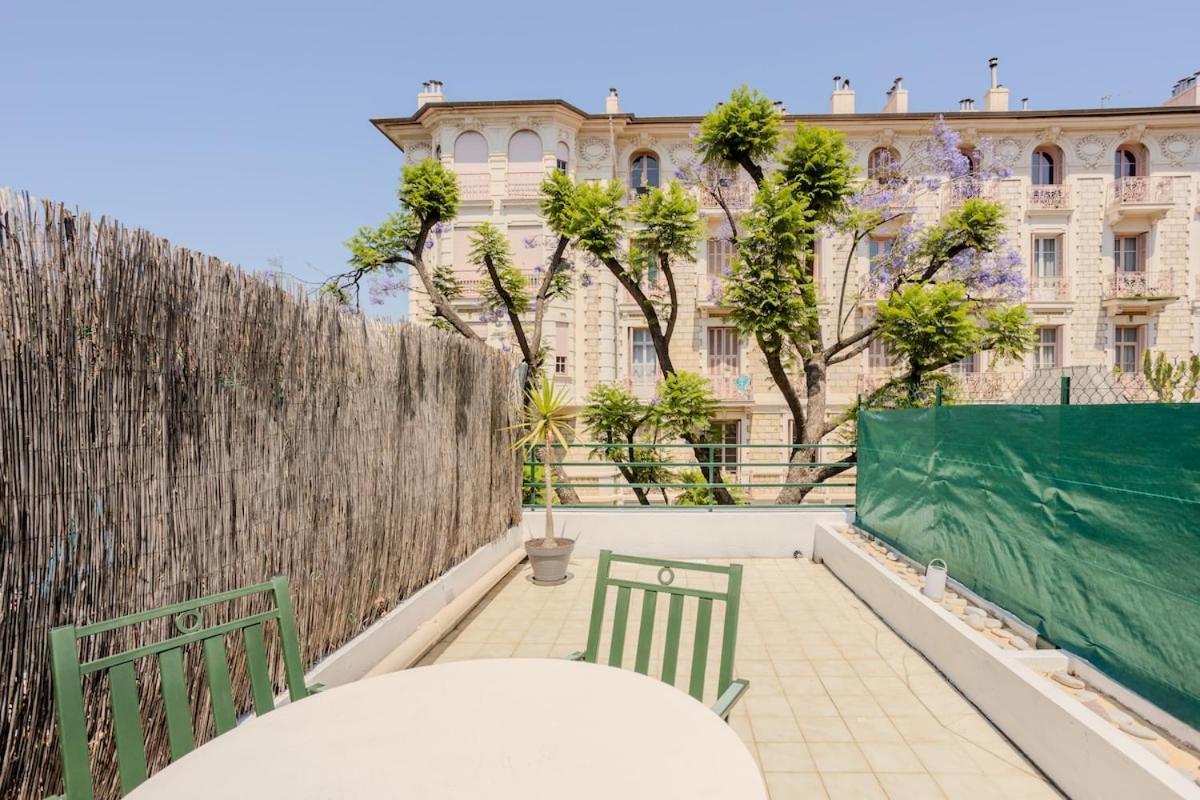 Nice, Grande Terrasse A 2 Pas De La Promenade Nice