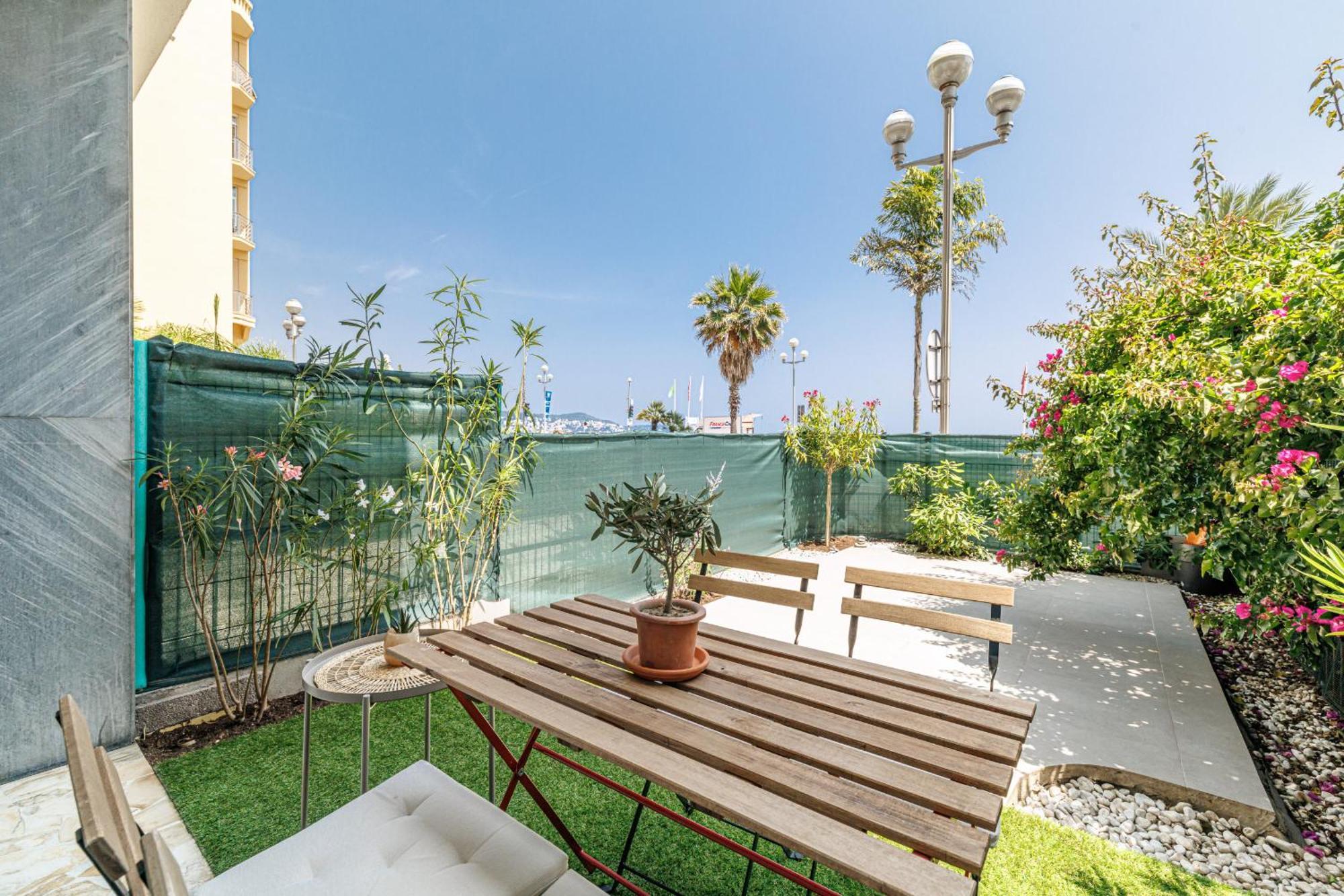 Sea View & Terrace Promenade Des