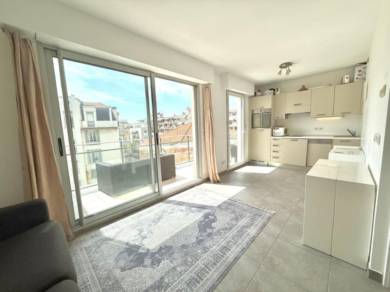 Terrasse 3eme Etage, Climatisation Coeur De Apartment