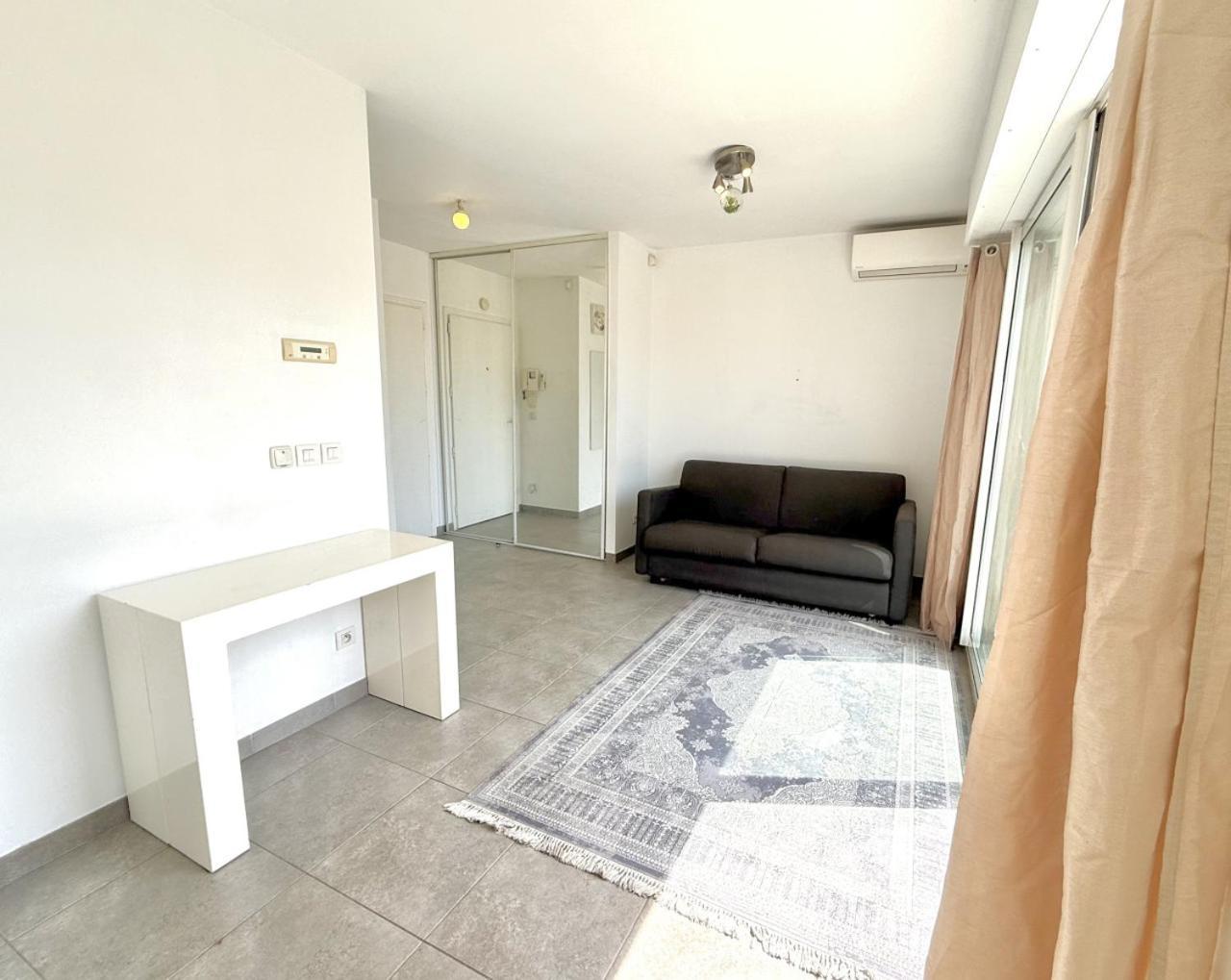 Apartment Terrasse 3eme Etage, Climatisation Coeur De