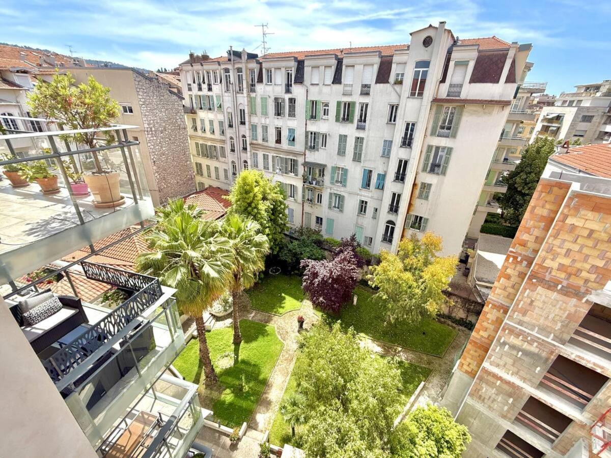 Terrasse 3ème étage, Climatisation Coeur De