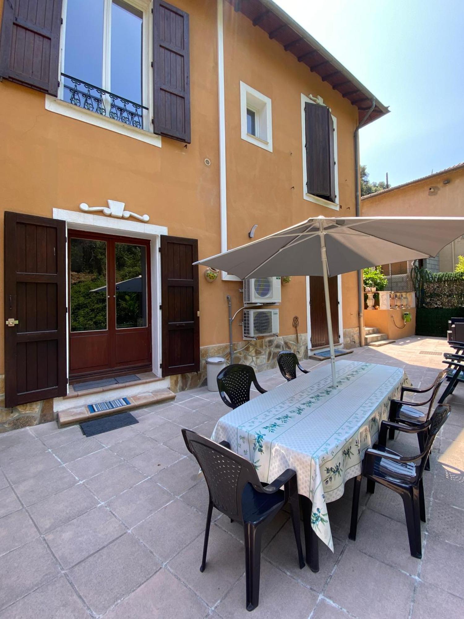 Serenice - F2 Au Calme, Climatise, Wifi Et Parking Gratuit Holiday home Nice