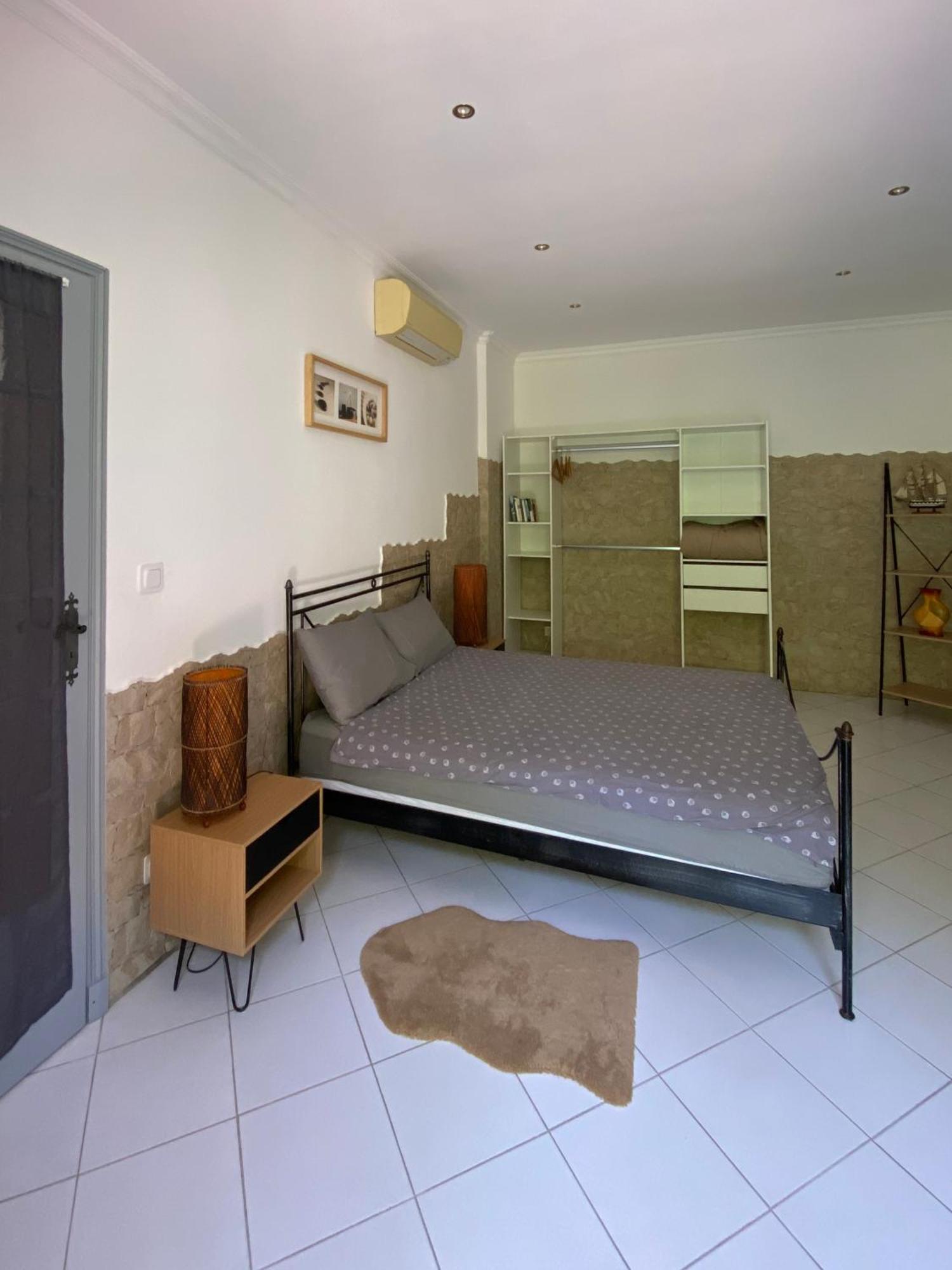 Holiday home Serenice - F2 Au Calme, Climatise, Wifi Et Parking Gratuit