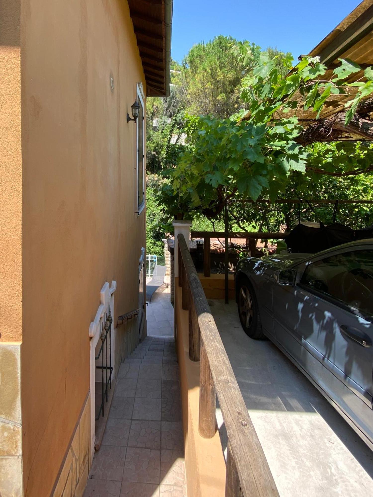 Holiday home Serenice - F2 Au Calme, Climatise, Wifi Et Parking Gratuit Nice