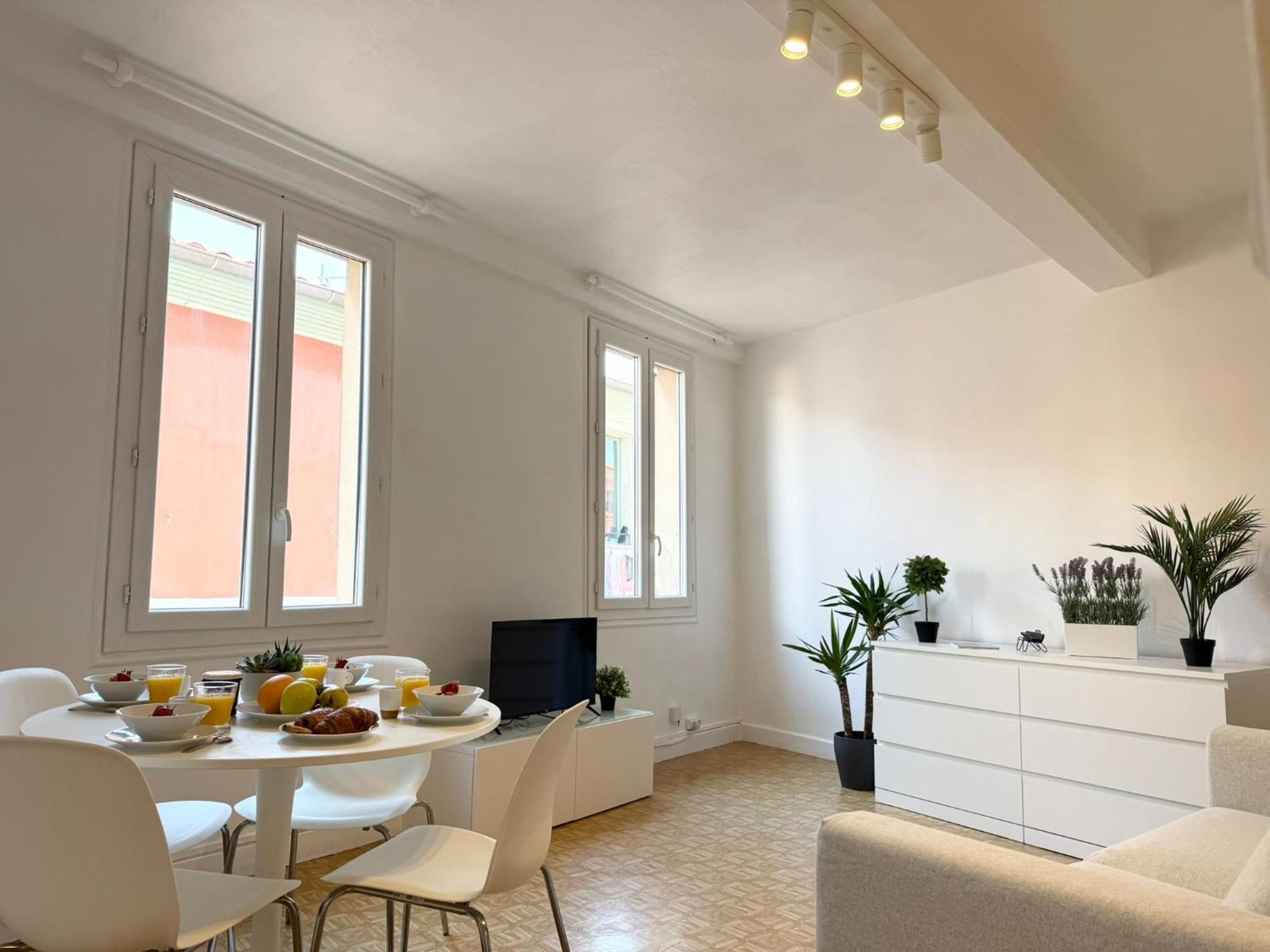 Apartment 2 Pieces Proche
